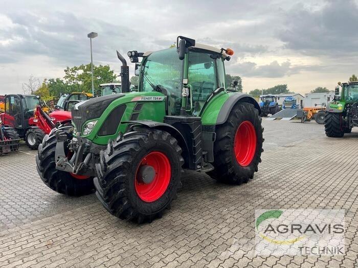 Fendt 724 VARIO SCR Tractors
