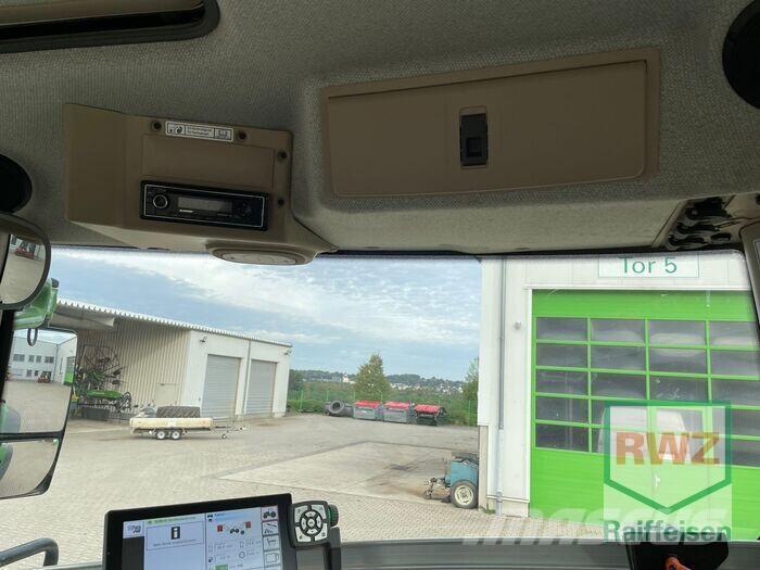 Fendt 828 Vario Tractors