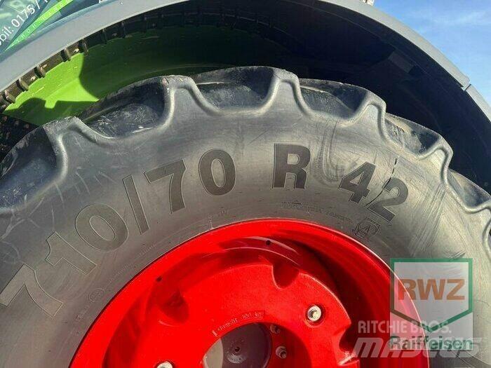 Fendt 828 Vario S4 Tractors