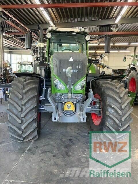 Fendt 828 Vario S4 Tractors