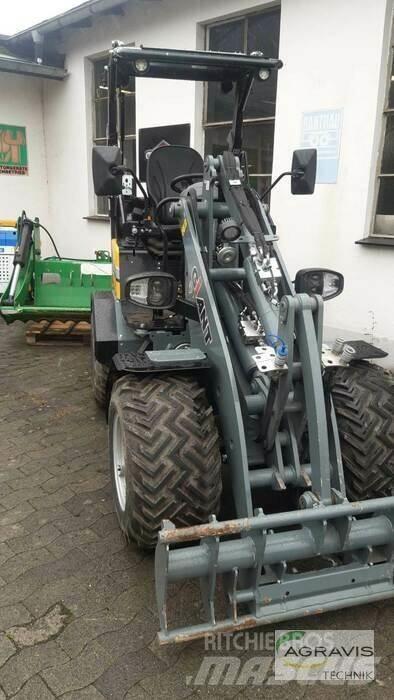 GiANT G2200E-3 Wheel loaders