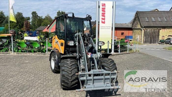 GiANT G5000 Wheel loaders