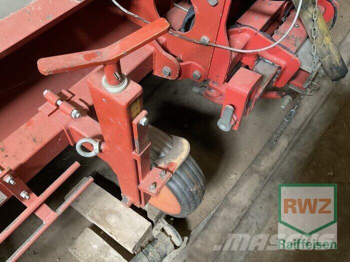 Grimme DF30000 Power harrows and rototillers