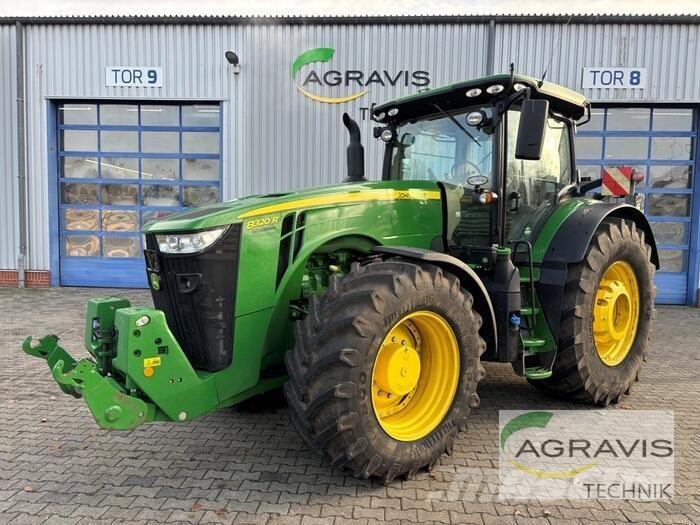 John Deere 8320 R Tractors