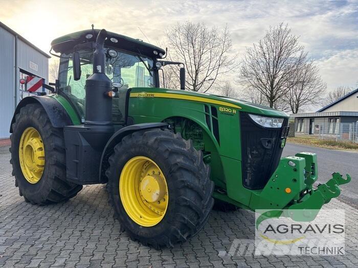 John Deere 8320 R Tractors