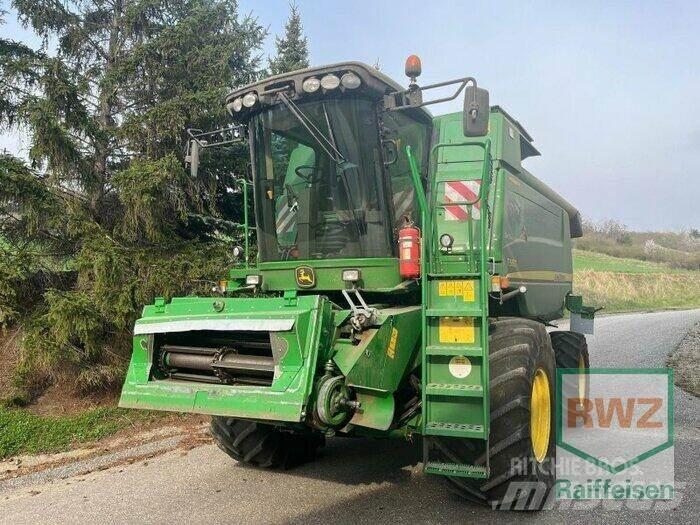 John Deere T560 Combine harvesters