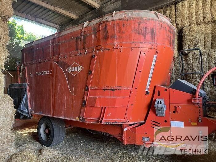 Kuhn EUV 273 Mixer feeders