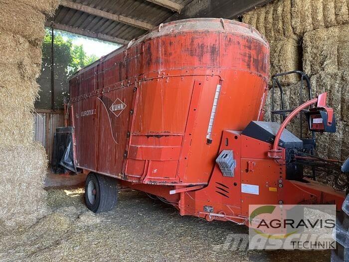 Kuhn EUV 273 Mixer feeders