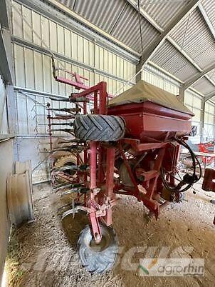 Kverneland TS Combination drills