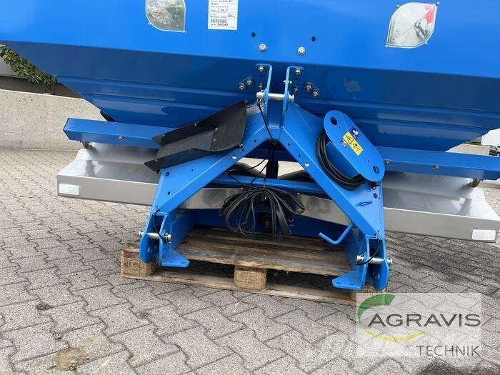 Lemken TAURI 8/1500 Mineral spreaders