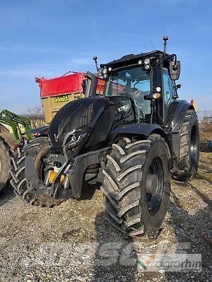 Valtra T235 Diect Tractors