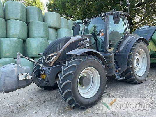Valtra T235V Tractors