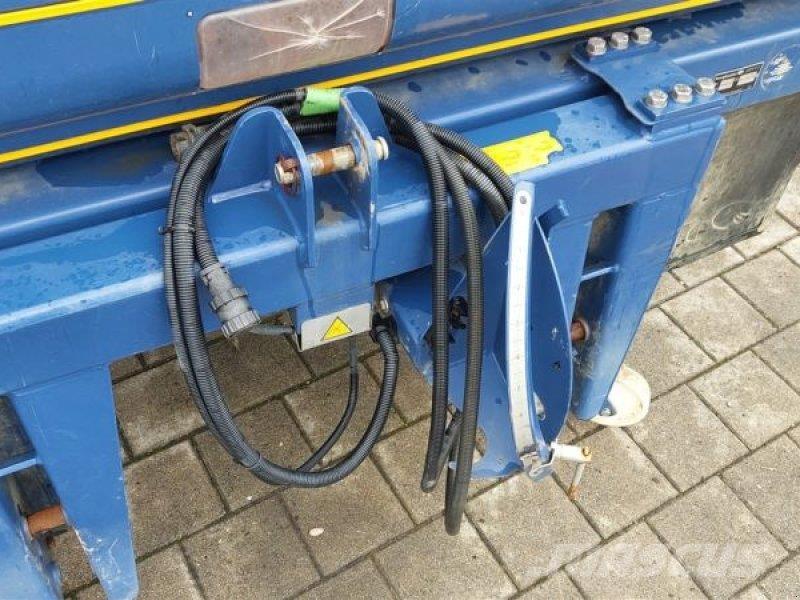 Bogballe M2W Manure spreaders