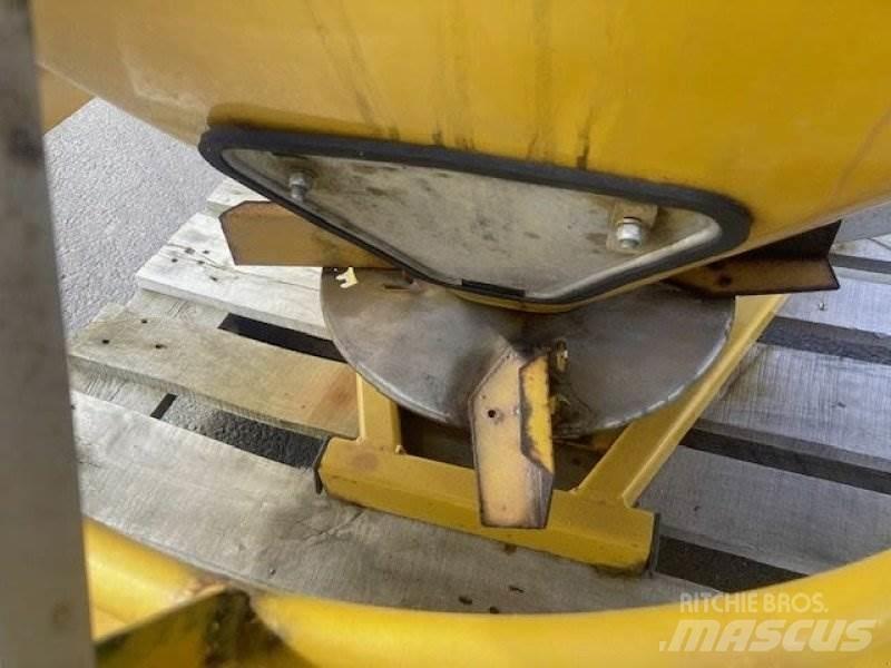Bogballe S3 Sand and salt spreaders