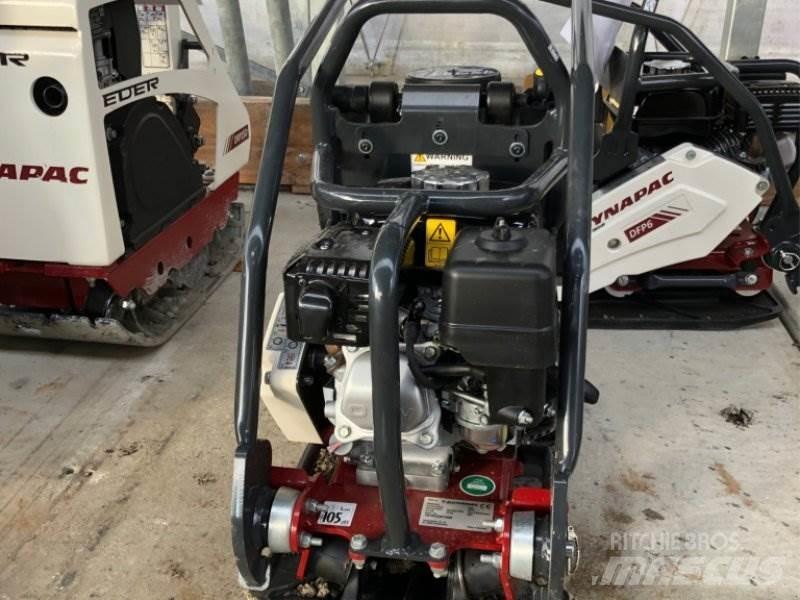 Dynapac DFP6 Plate compactors