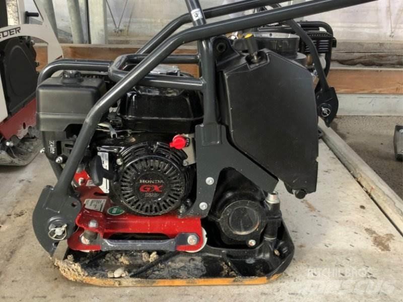 Dynapac DFP6 Plate compactors