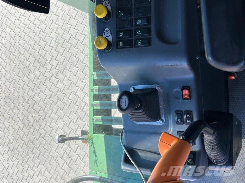 Fendt 5250 L Combine harvesters