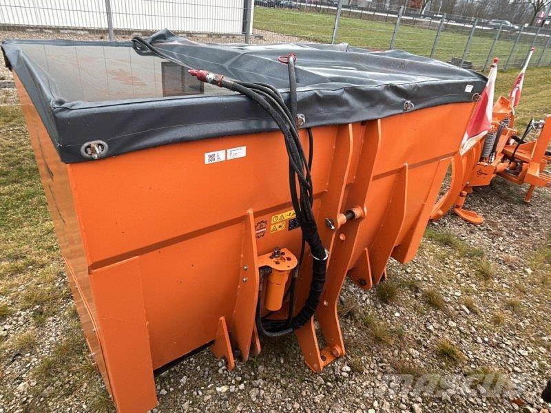 Hauer TS-315 Sand and salt spreaders