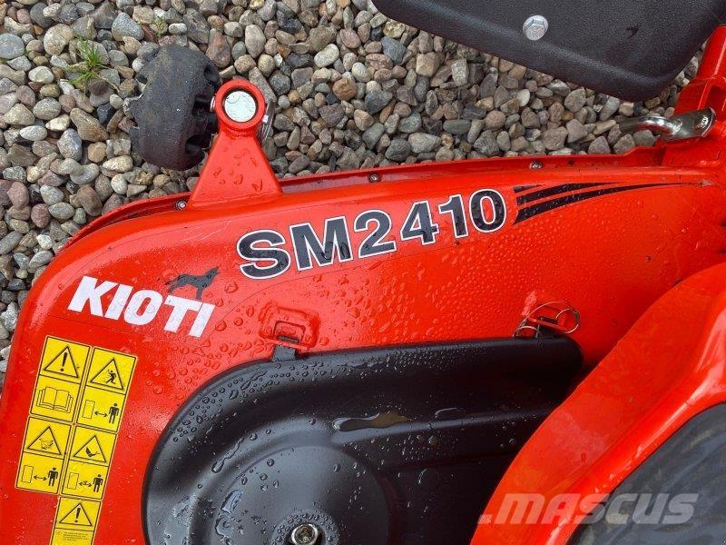 Kioti CS2520H Compact tractors