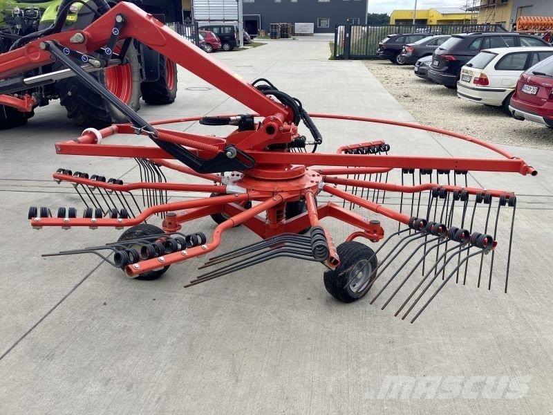 Kuhn GA 13131 Windrowers