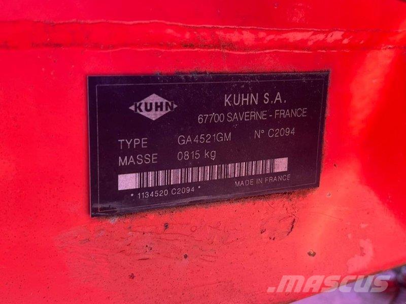 Kuhn GA4521 Windrowers
