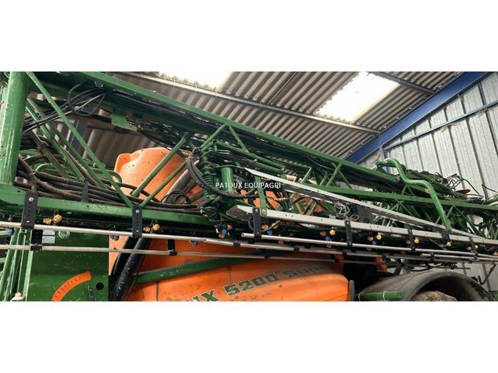 Amazone UX5200 Trailed sprayers