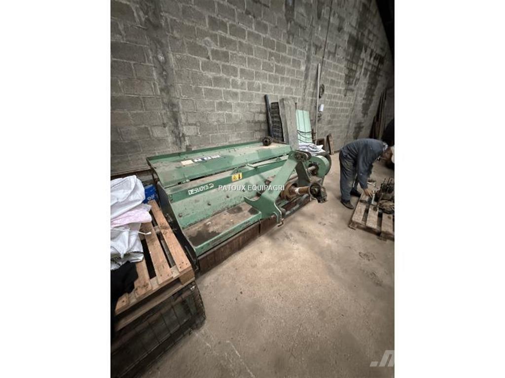 Desvoys DR 280 Power harrows and rototillers