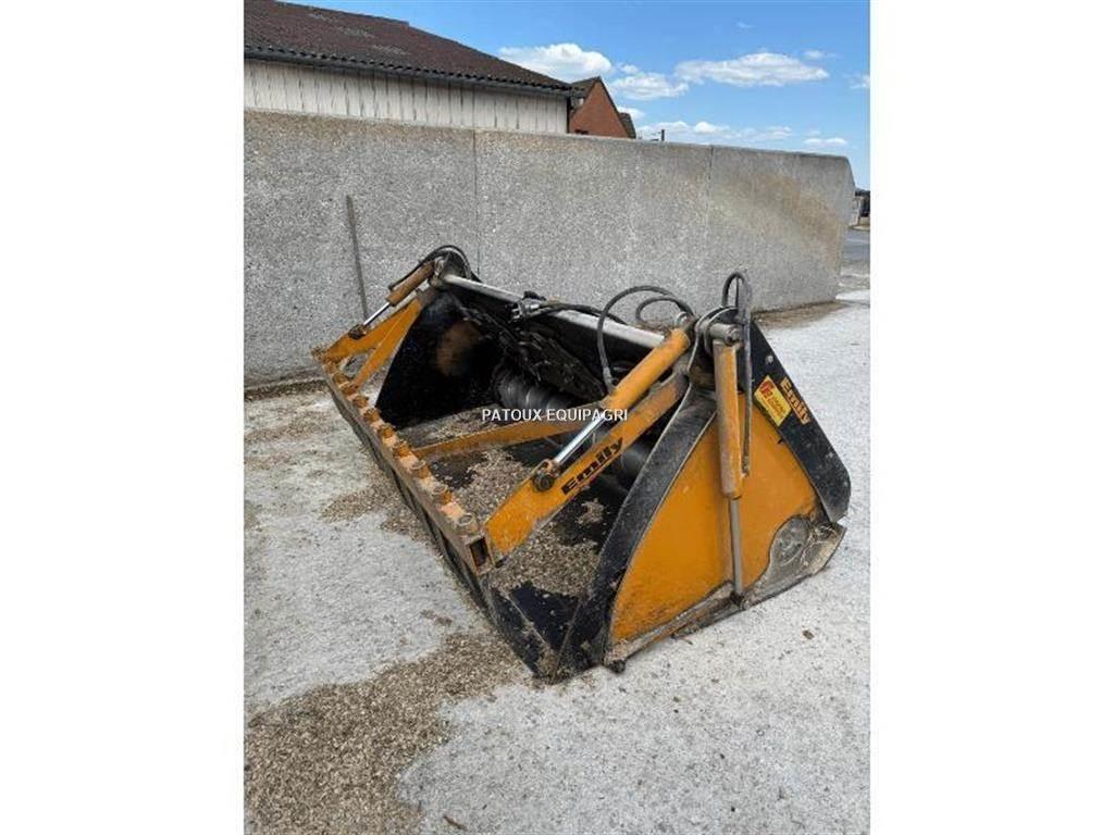 Emily GAV 2004 Front loader accessories