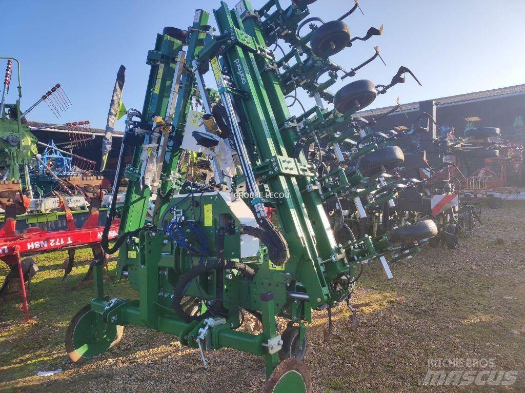 Garford ROBOCROP Row crop cultivators
