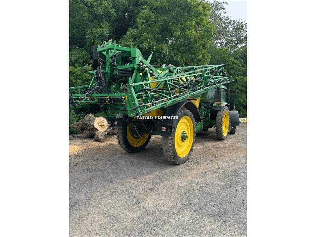 John Deere 840 Trailed sprayers