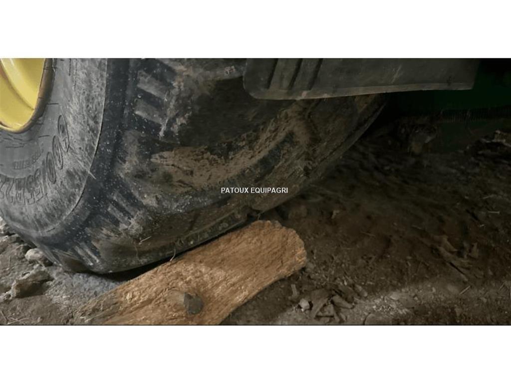 John Deere C441R Round balers