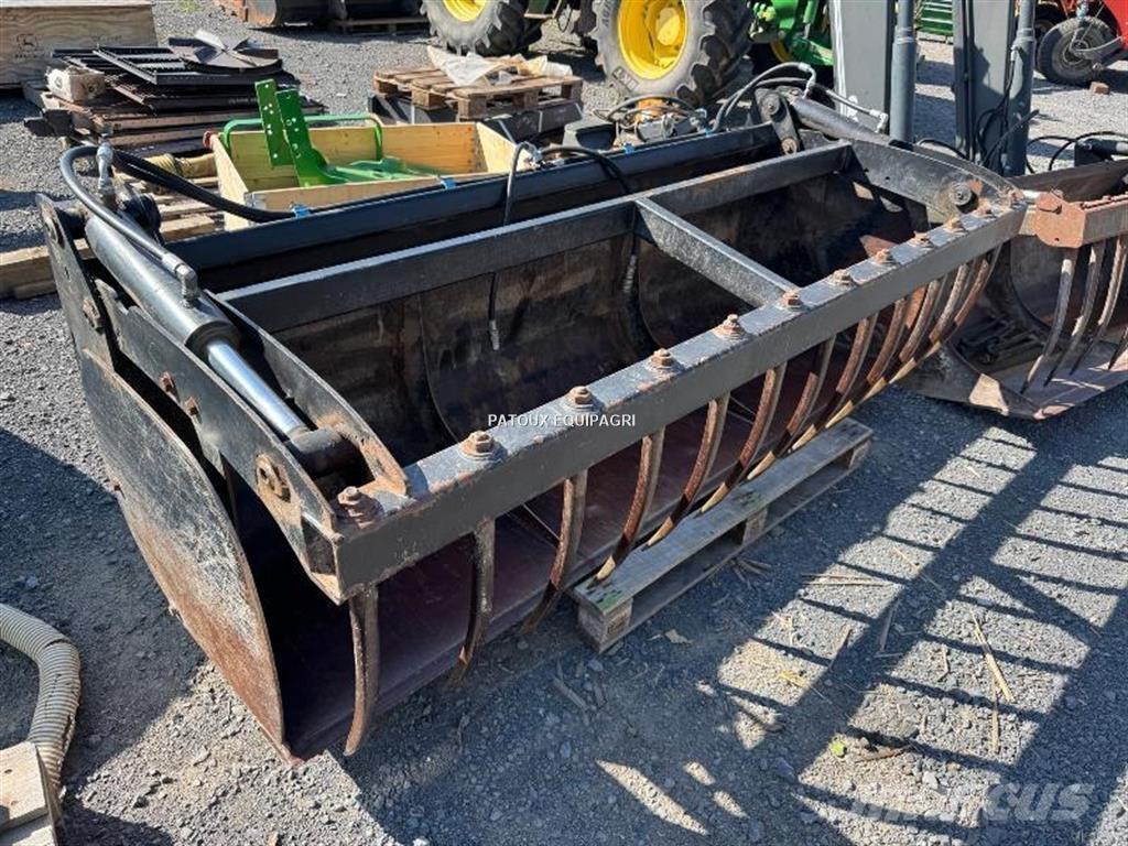 Quicke 230 Front loader accessories