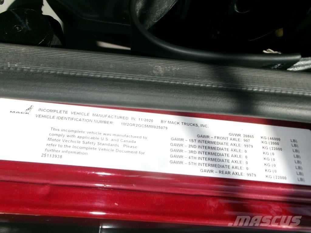 Mack GR64F Tipper trucks