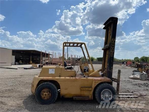 CAT B10 Rough terrain trucks
