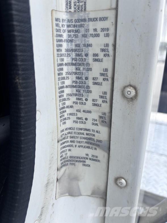 Freightliner 122SD Tipper trucks