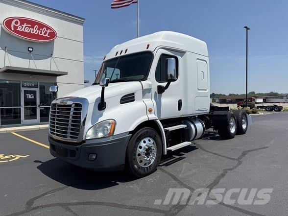 Freightliner CASCADIA 116 Tractor Units
