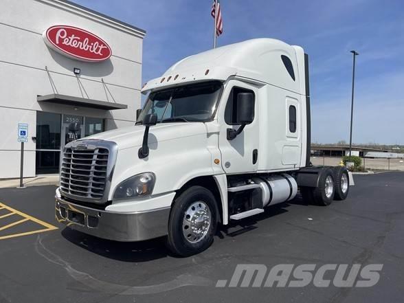 Freightliner CASCADIA 116 Tractor Units