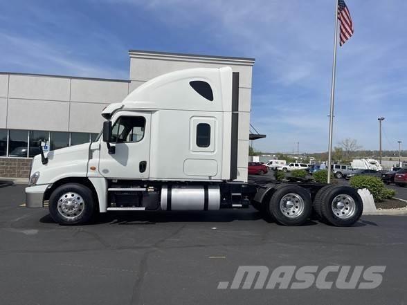 Freightliner CASCADIA 116 Tractor Units