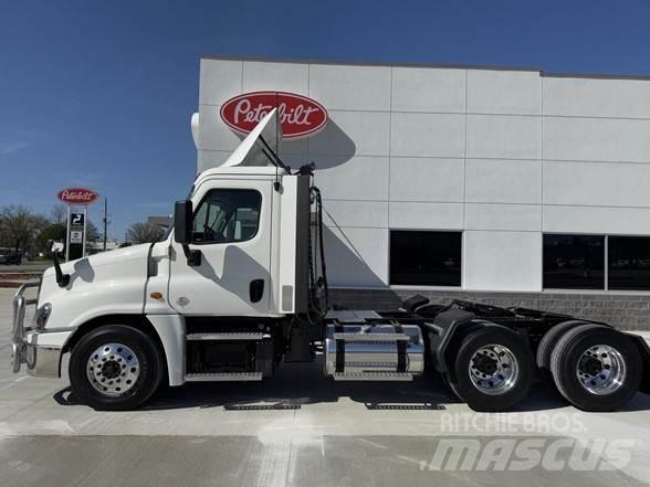 Freightliner CASCADIA 125 Tractor Units