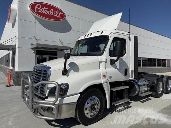 Freightliner CASCADIA 125 Tractor Units