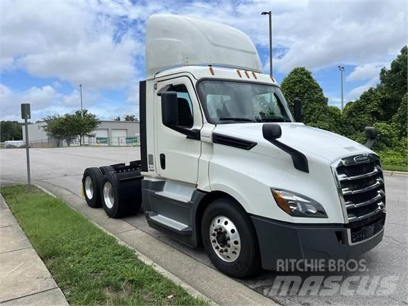 Freightliner CASCADIA 126 Tractor Units