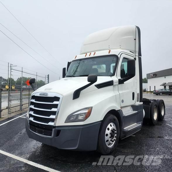 Freightliner CASCADIA 126 Tractor Units
