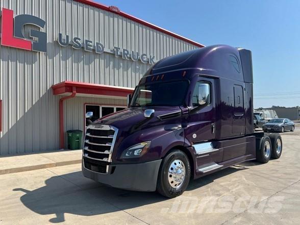 Freightliner CASCADIA 126 Tractor Units