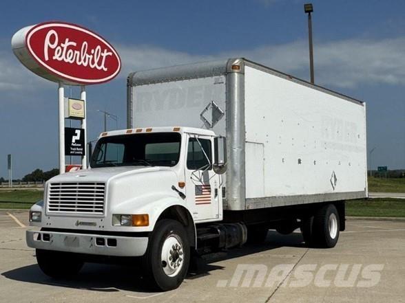International 4900 Box body trucks
