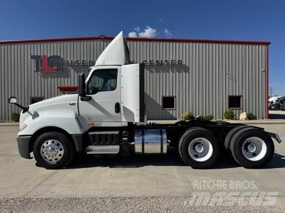 International LT Tractor Units