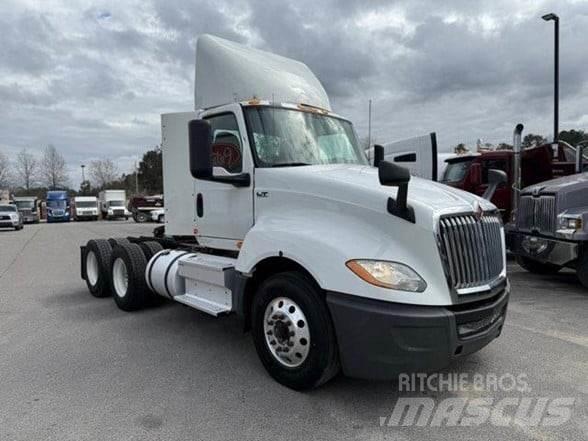 International LT Tractor Units