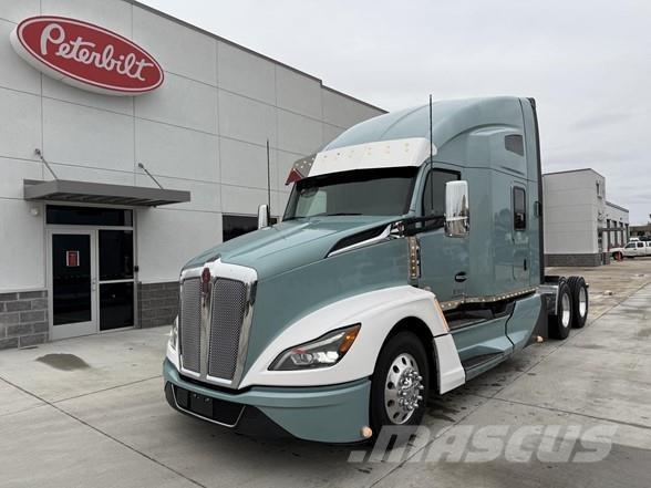 Kenworth T680 Tractor Units