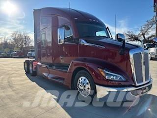 Kenworth T680 Tractor Units