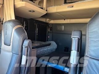 Kenworth T680 Tractor Units