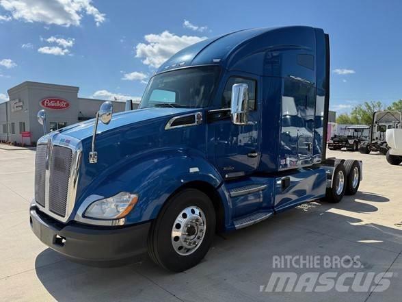 Kenworth T680 Tractor Units